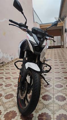 BAJAJ PULSAR N150 